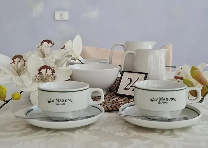 马可尼米拉马尔酒店